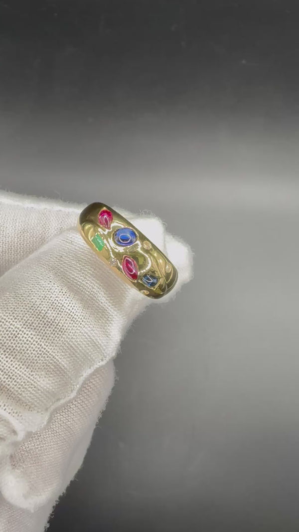 Edler Edelsteinring in 18 Karat Gelbgold mit Brillanten