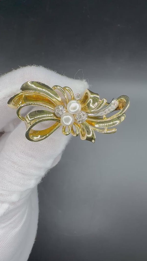 Vintage-Brosche in 14 Karat Gelbgold mit Diamanten und Perlen