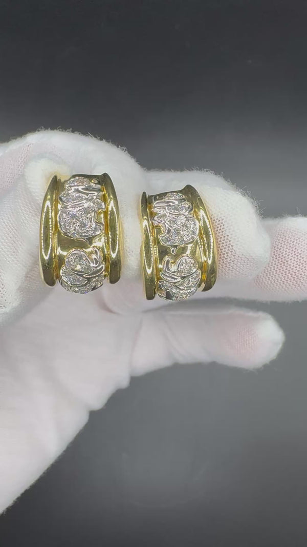 Handgefertigte Halbkreolen in 18 Karat Gelb- & Weißgold mit feinen Brillanten