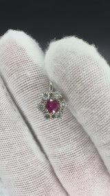 Steinbetonter Anhänger in 18 Karat Weißgold mit Rubin & Brillanten