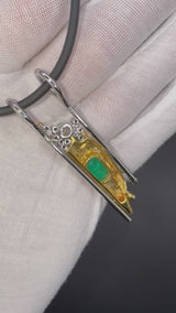 Einmaliger Anhänger in 18 Karat Weißgold & 900er Gelbgold mit Smaragd & Brillanten