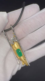 Einmaliger Anhänger in 18 Karat Weißgold & 900er Gelbgold mit Smaragd & Brillanten