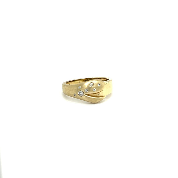 Elegante geelgouden ring van 14 karaat met briljant geslepen diamanten - gematteerd en gepolijst