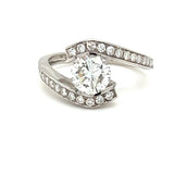 Unusual ring in 18 carat (750/-.) white gold with 1.15ct. Brilliant