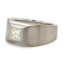 Elegant men's ring with 1.00 carat diamonds in solid 18 carat white gold