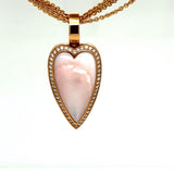 Heart pendant in 18k rose gold with rosé mother-of-pearl and brilliant-cut diamonds, with 18k chain
