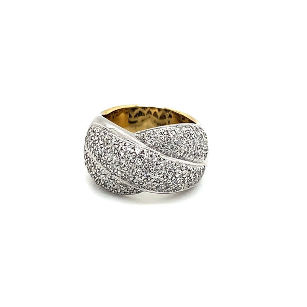 Solid bicolor ring in 18 carat (750) gold with 156 brilliant-cut diamonds