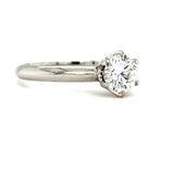 Timeless solitaire ring in 18 carat white gold with a diamond