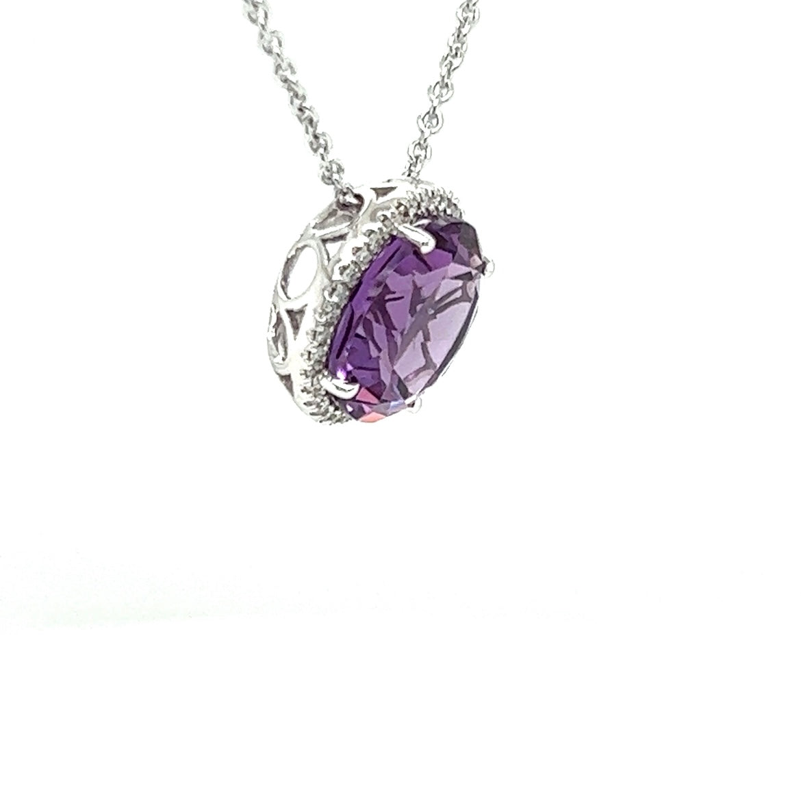 Hanger in 18 karaat witgoud met amethist en diamanten