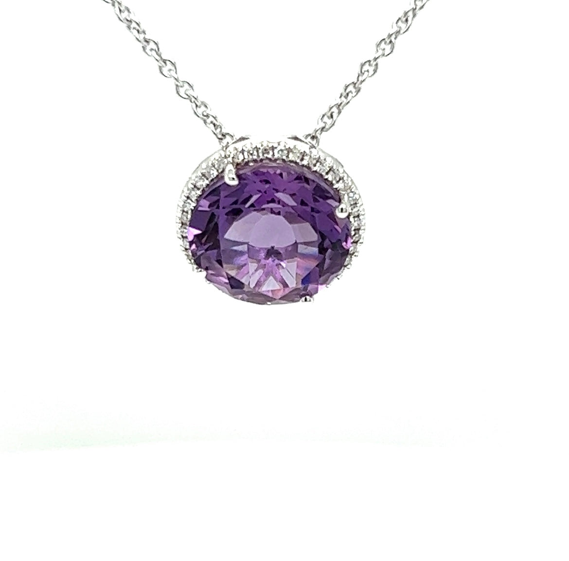 Hanger in 18 karaat witgoud met amethist en diamanten