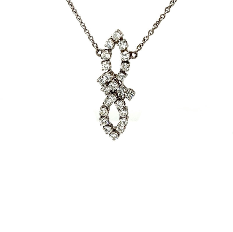 Necklace in 14k white gold with brilliants