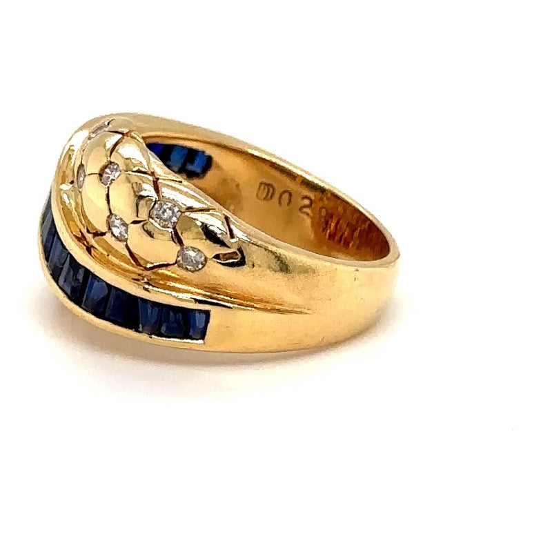 Handmade yellow gold ring in 18 carat with brilliant-cut diamonds and sapphires