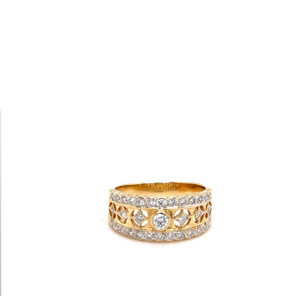 High-quality yellow gold ring in 21.6 carats with outstanding diamonds